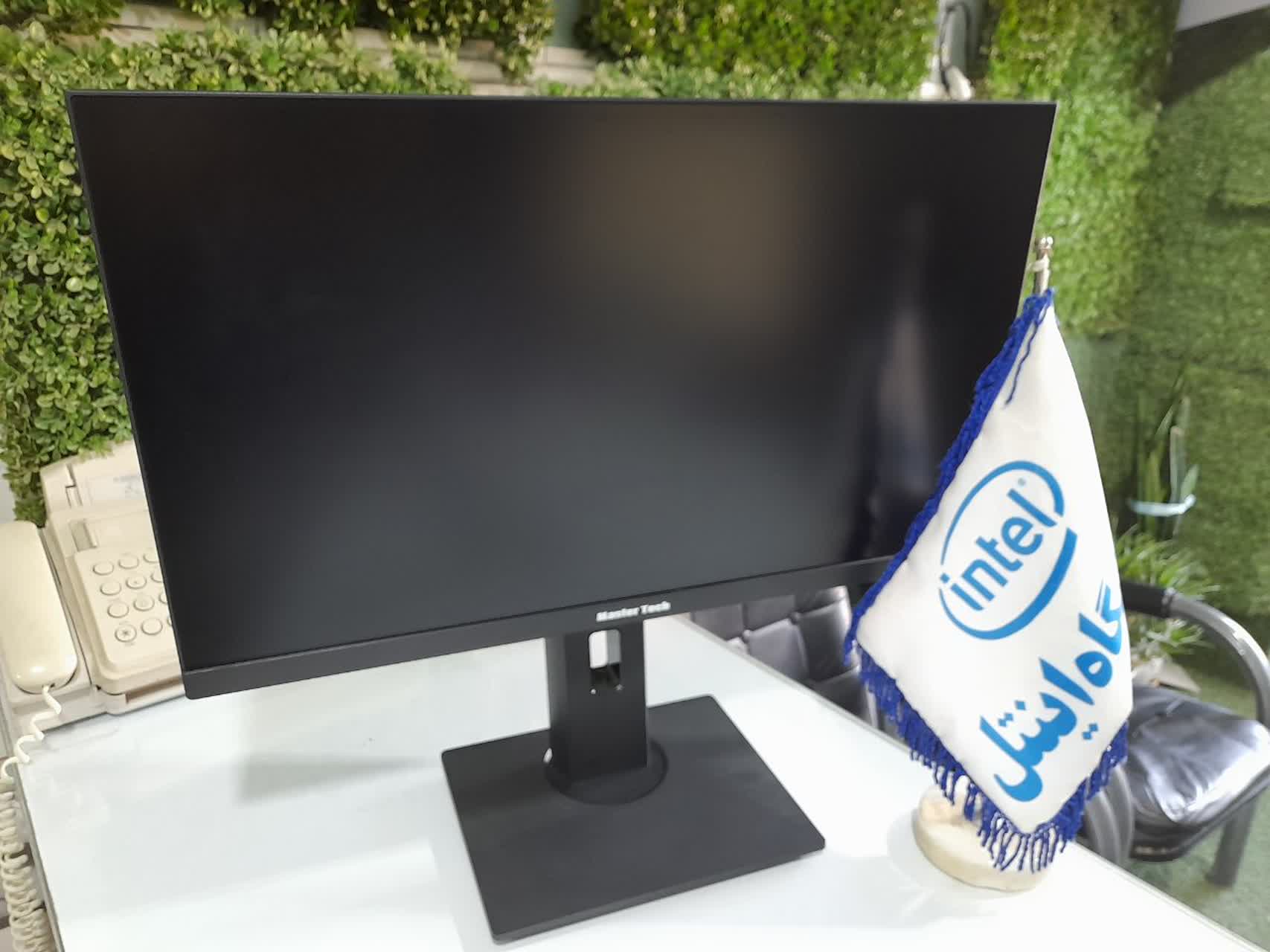master tech pa245q مانیتور در حد نو 24 اینچ